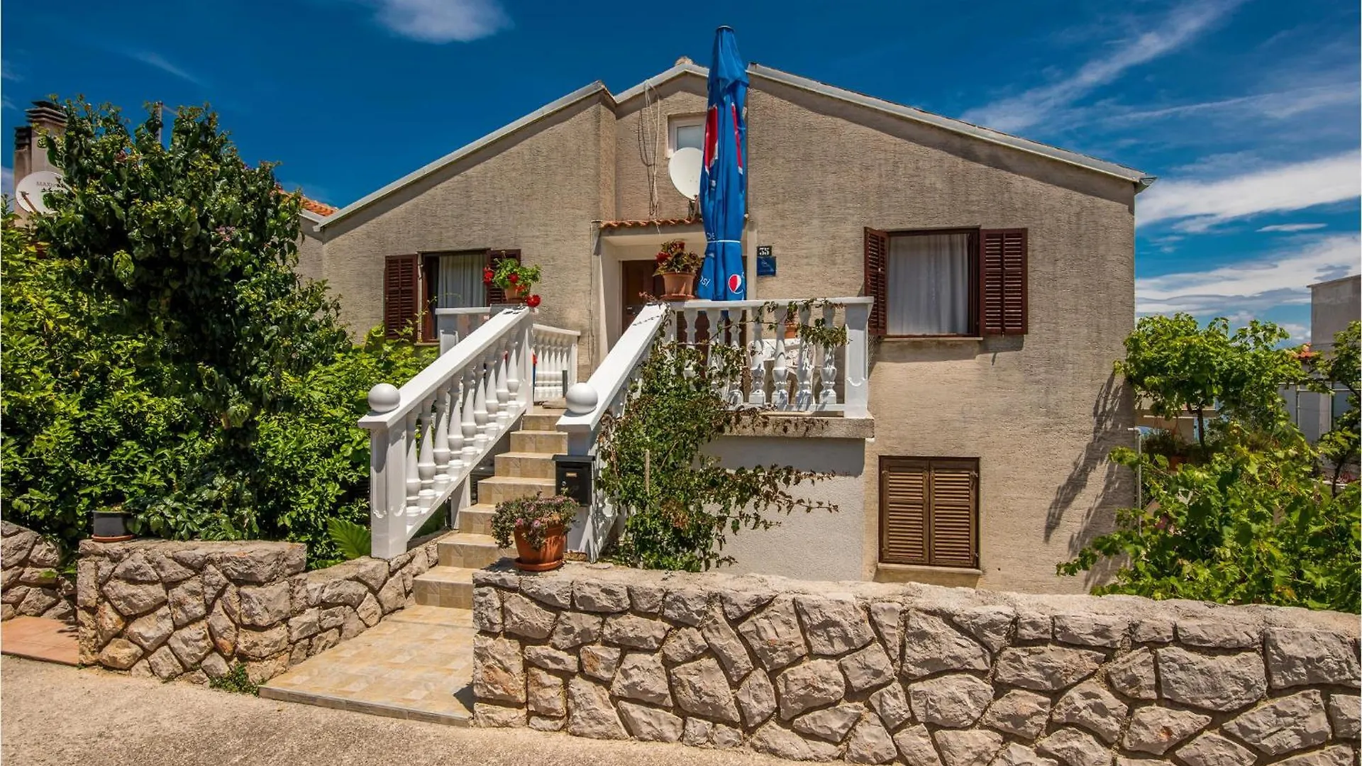 Beautiful Apartment In Mali Losinj